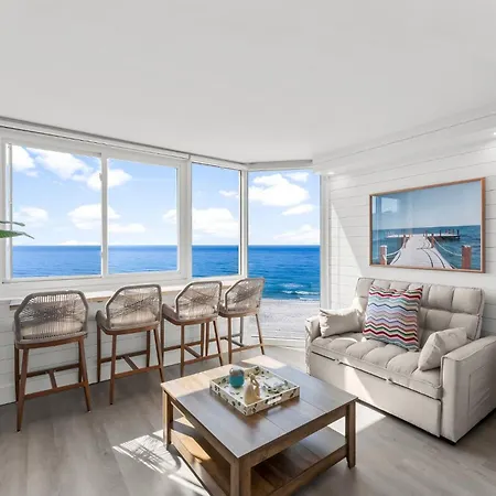 Fantastic Fully Renovated Beach Front Condo - Incredible View - Top Of The Gulf 723